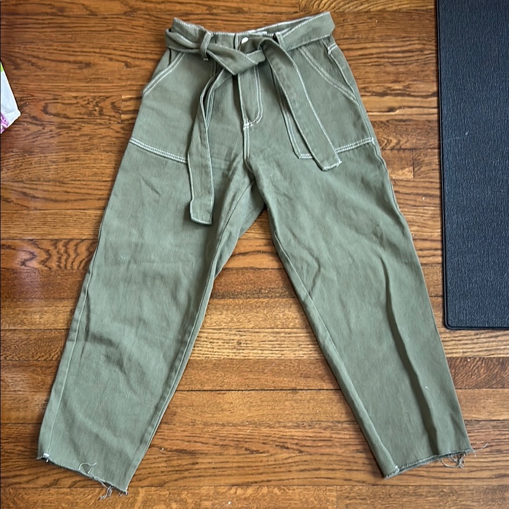 Olive Green Cropped Pants